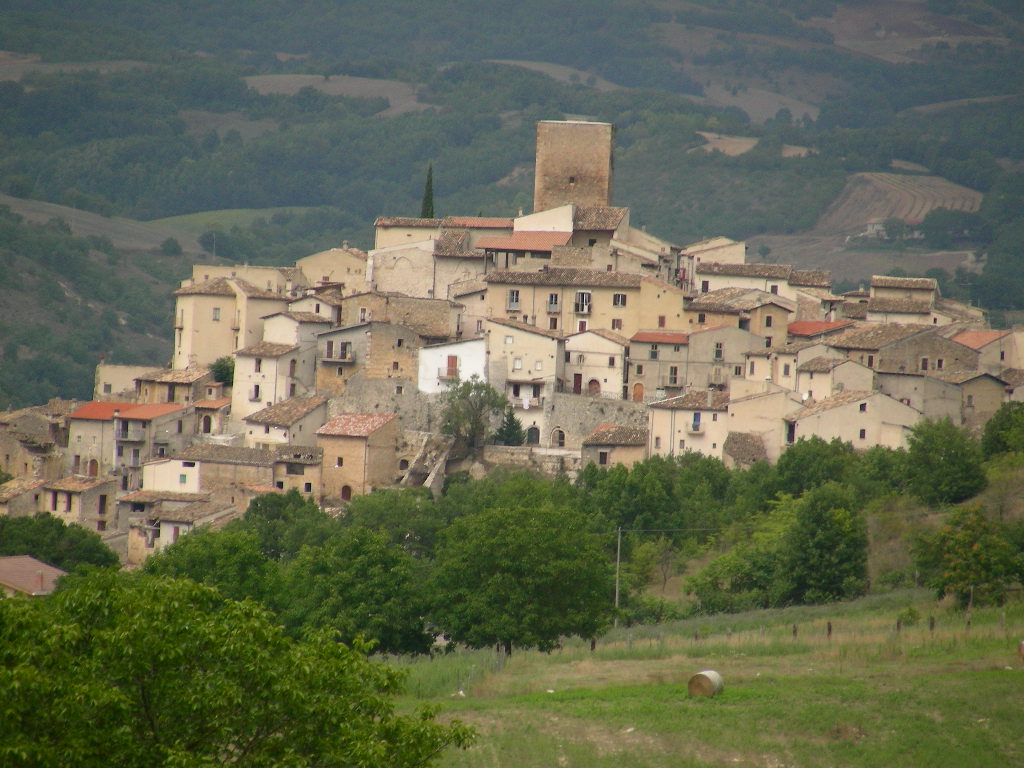 Valle Subequana ... e Castel Di Ieri  in Abruzzo